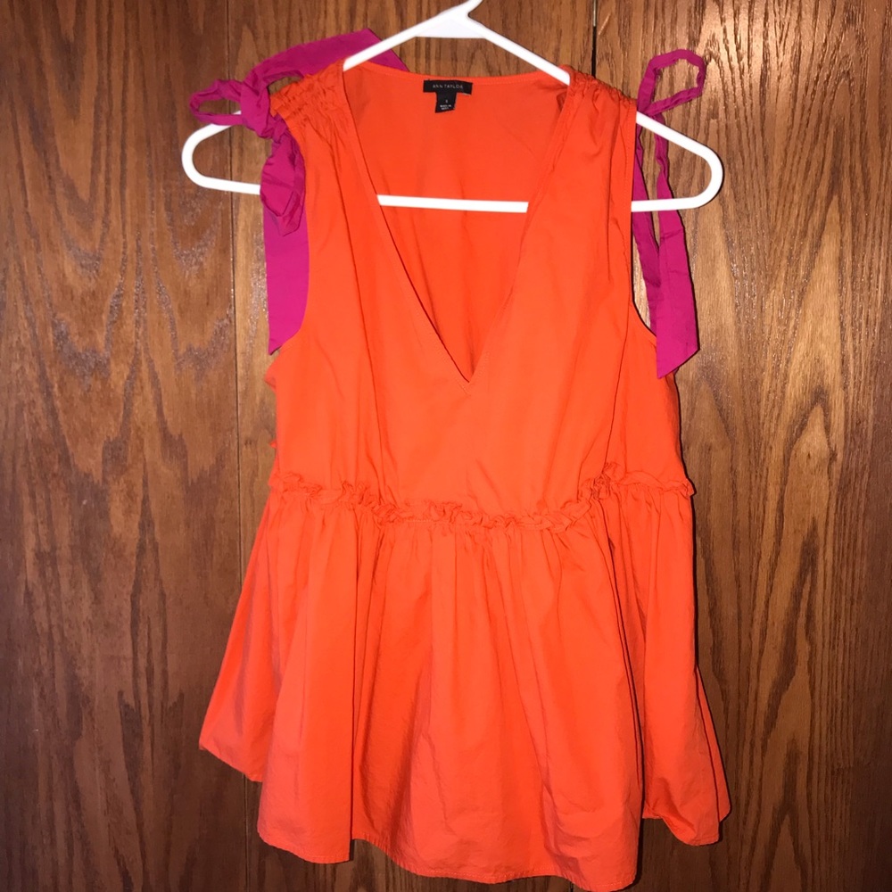 Ann Taylor V-Neck Peplum Sleevless Blouse